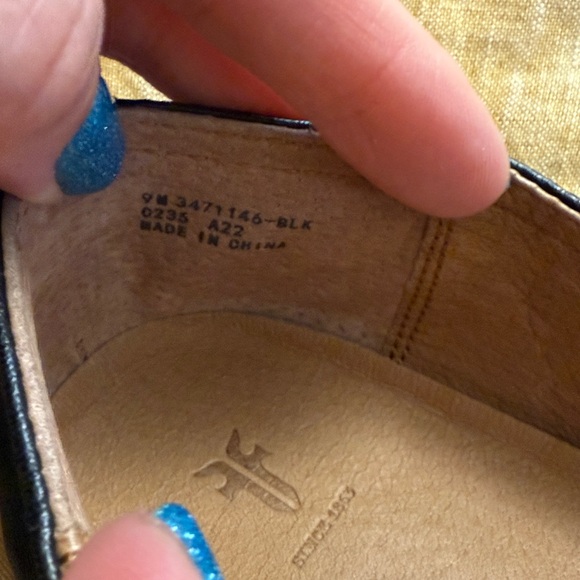 Frye black leather flats - Picture 4 of 17